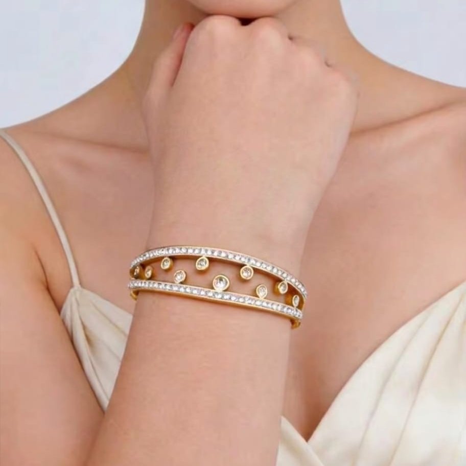 Stainless steel Handcuff Bracelet